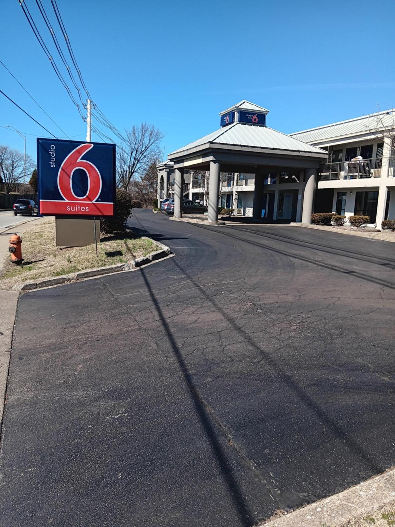 Studio 6 Suites Louisville Ky Airport/Expo Center Exterior foto